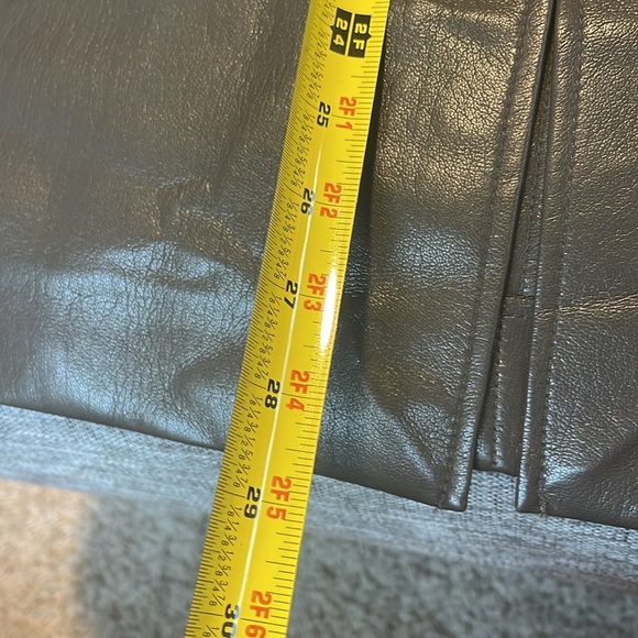 Faux Leather Pencil Skirt
T Tahari - Picture 3 of 9